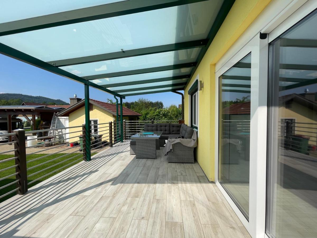 Apartment Schlossbergblick Griffen Exterior foto